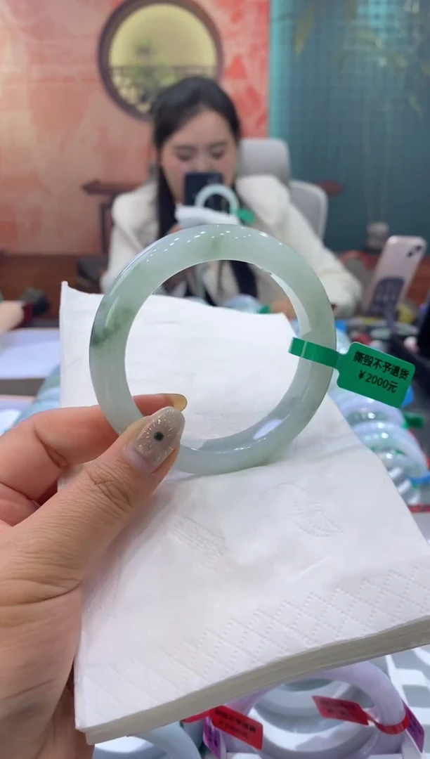 未镶嵌手镯翡翠多人00011744