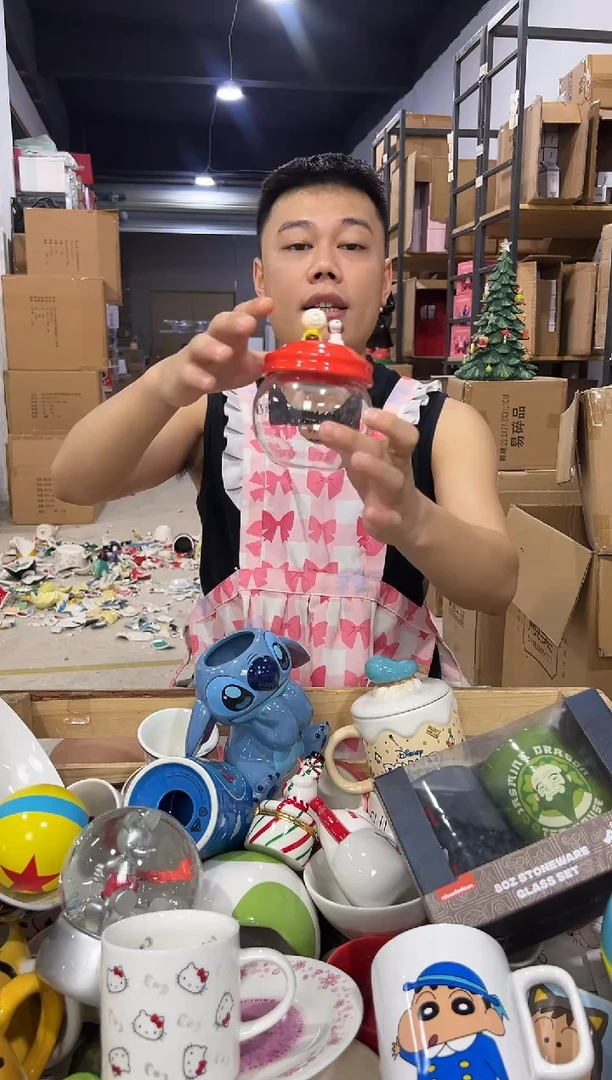 瓷片史努比玻璃罐子