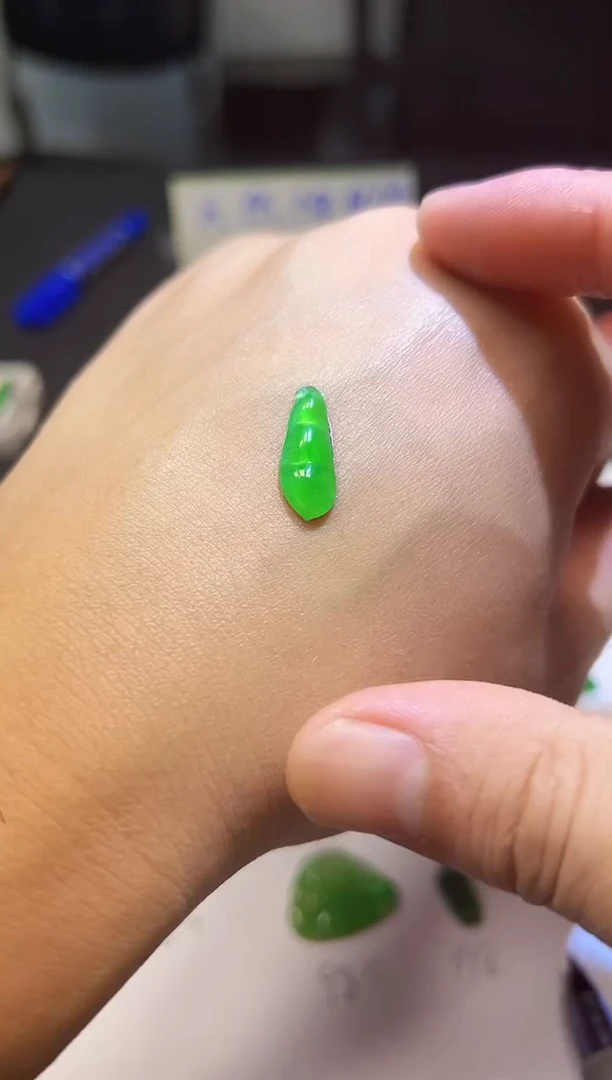 裸石翡翠天然缅甸A货翡翠   未镶嵌