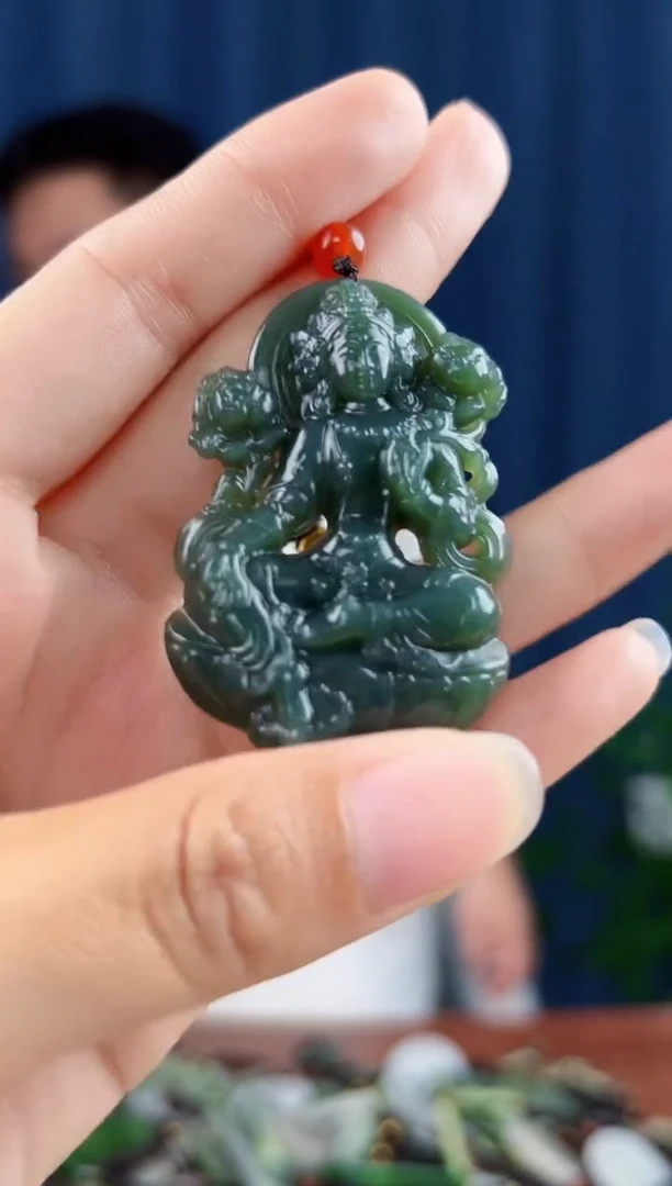 未镶嵌和田玉挂件拍一发一，多样性发货