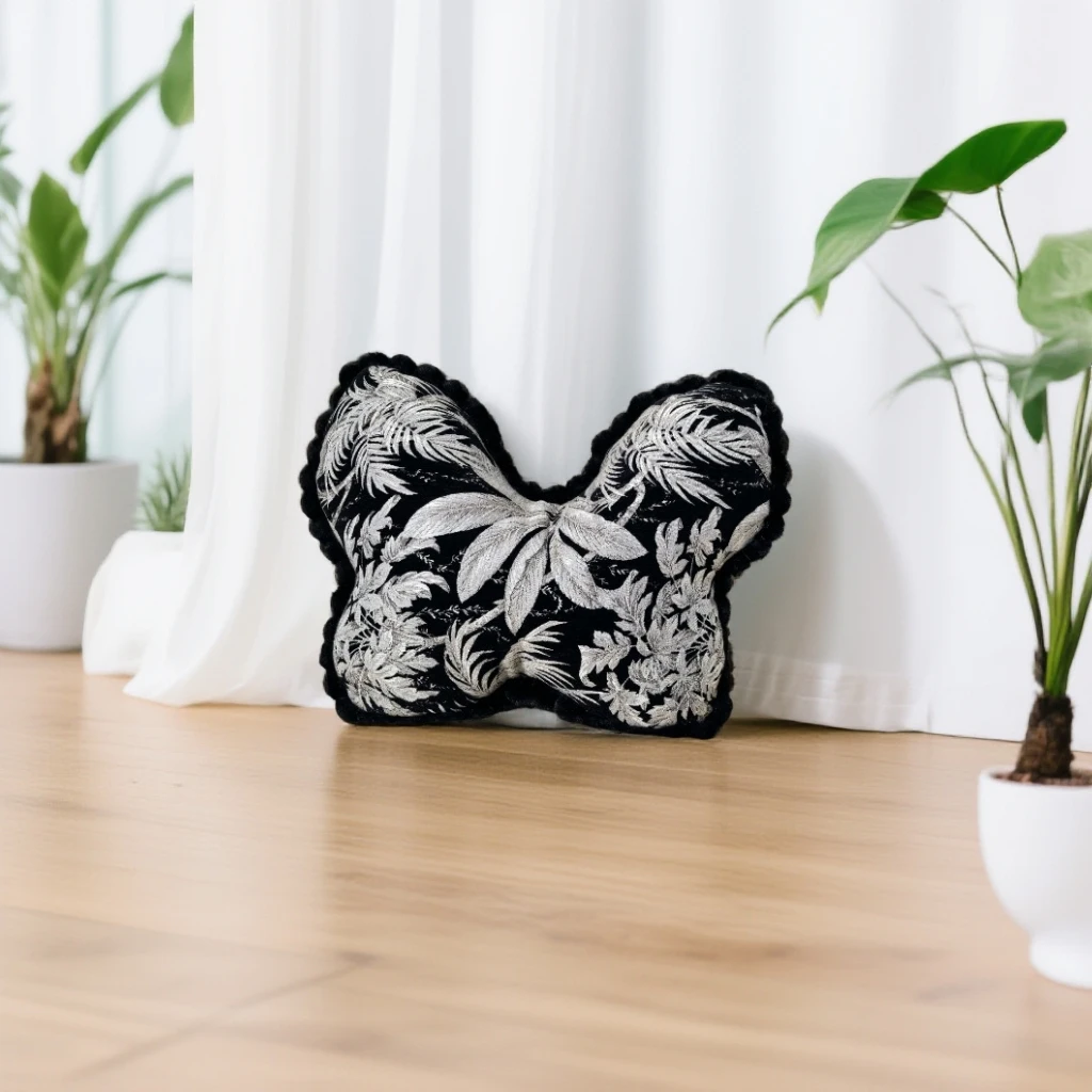 （k含填充蝴蝶）网红蝴蝶异型靠腰靠背抱枕飘窗好物抱枕