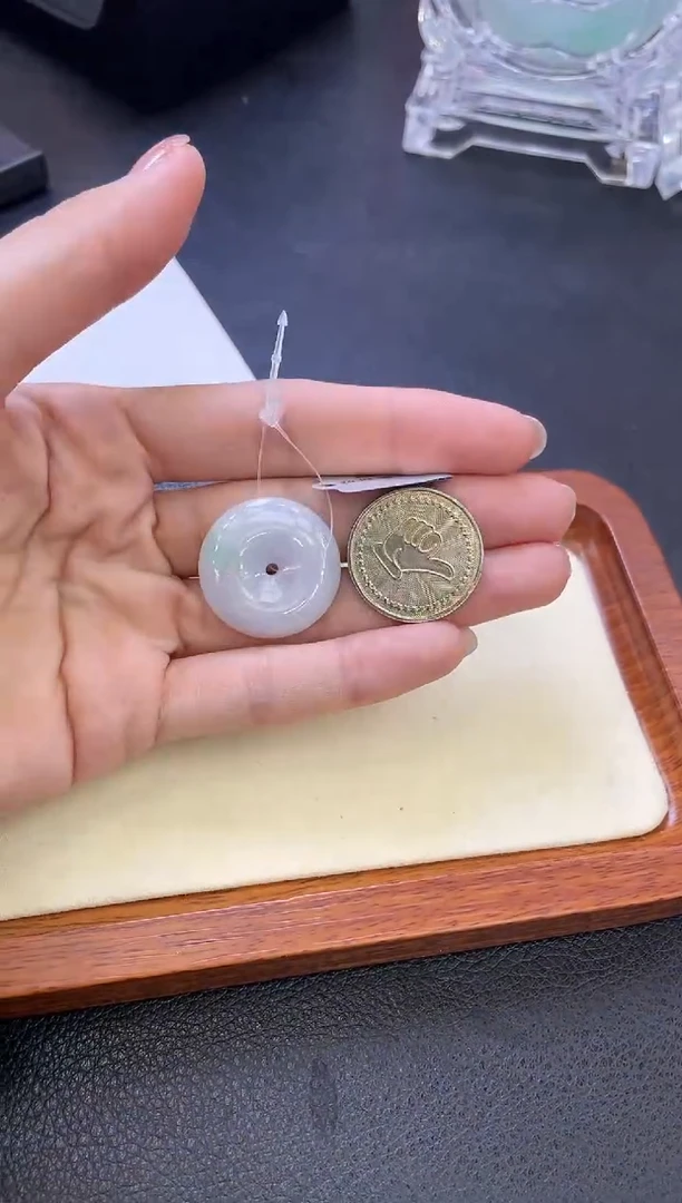 【闪购商品】翡翠吊坠(不含链)未镶嵌吊坠