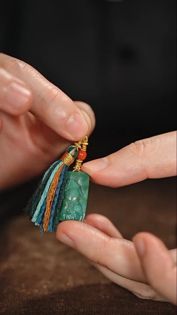 ·玉*宝侧挂 高2.3宽1.3。