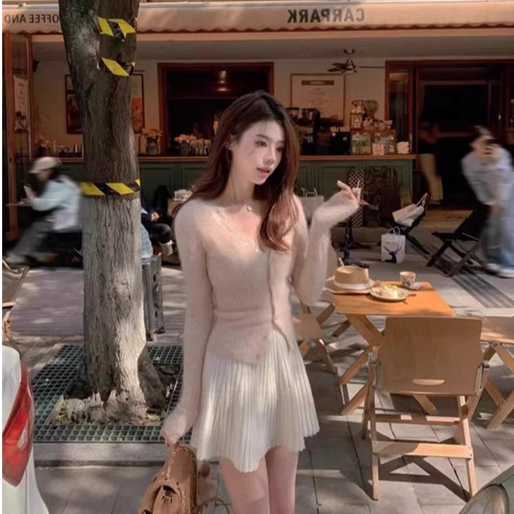 温柔风蕾丝v领针织开衫女秋冬纯欲风修身毛衣内搭打底衫收腰上衣