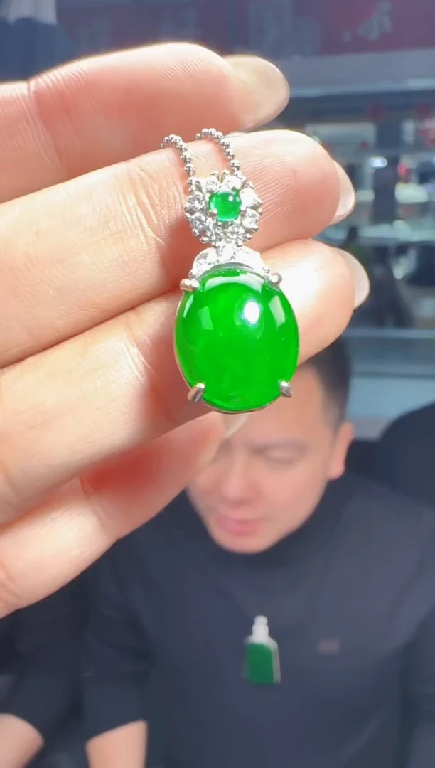 未镶嵌定制翡翠翡翠吊坠3