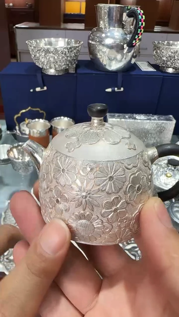 足银999精工手工百花秦权泡茶壶