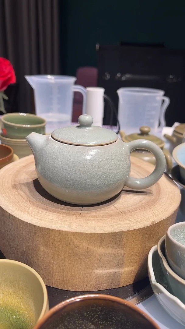 摆件陶原生态原矿卵青西施