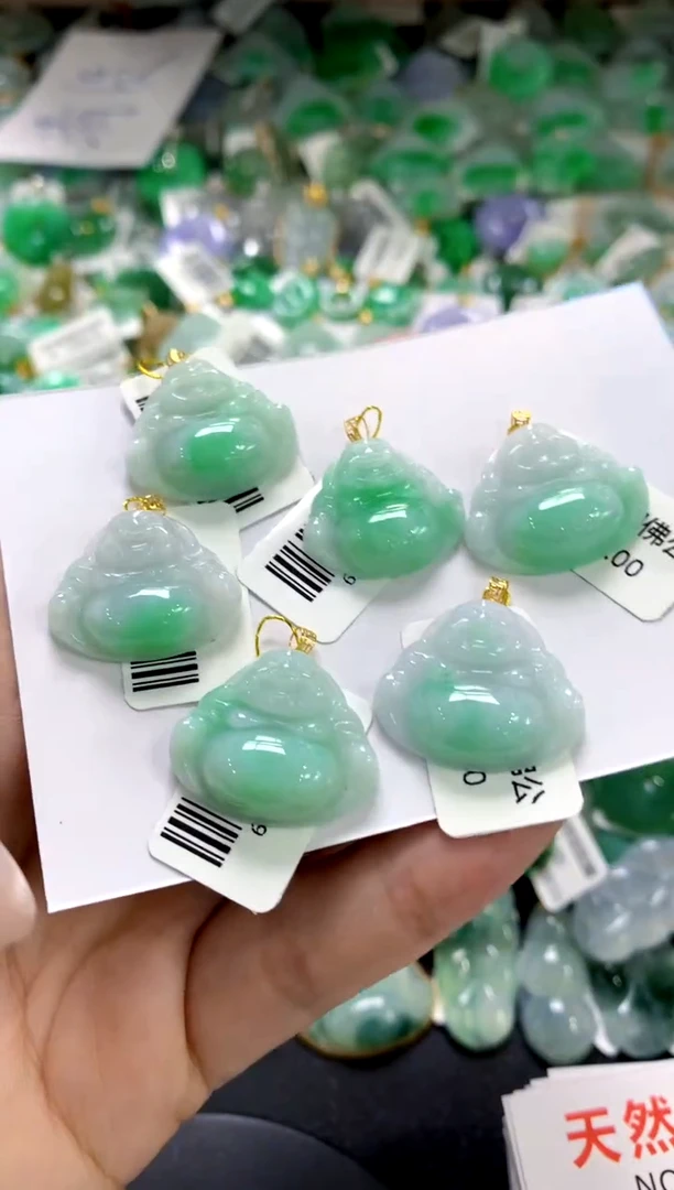 翡翠18K金镶嵌颈饰1111111111（多样性发其一）1