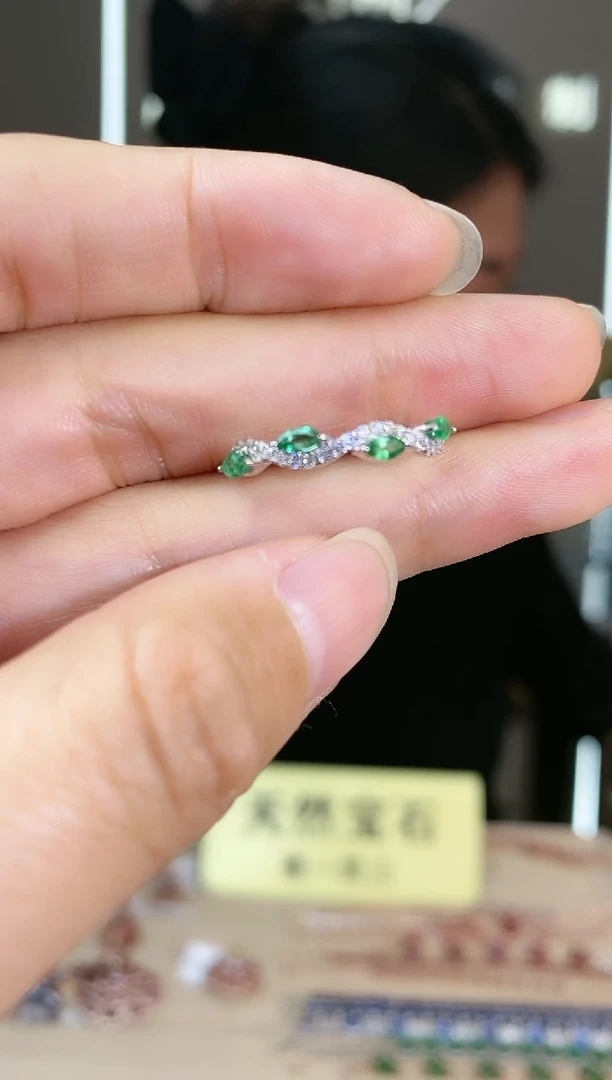 【闪购商品】祖母绿手饰银S925镶嵌手饰