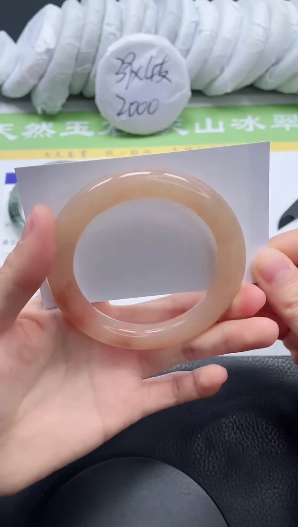 【闪购商品】石英质玉手镯未镶嵌AA28-58+