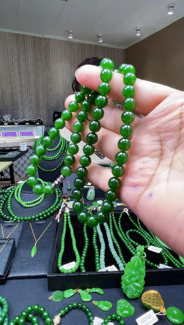 【闪购商品】和田玉（碧玉）项链未镶嵌±8mm 辣阳绿项链