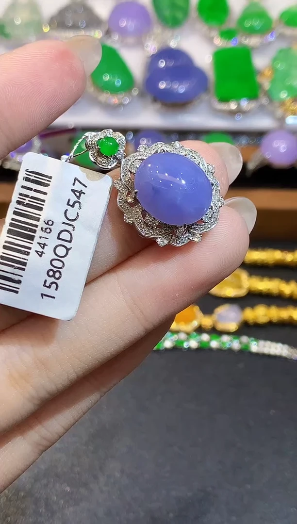 吊坠(不含链)18K金镶嵌翡翠SF多样性发其一