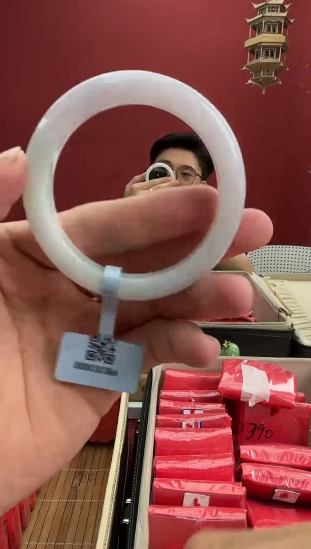 翡翠手镯未镶嵌26手镯