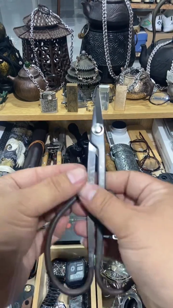 瓷片闪购商品  如图所示