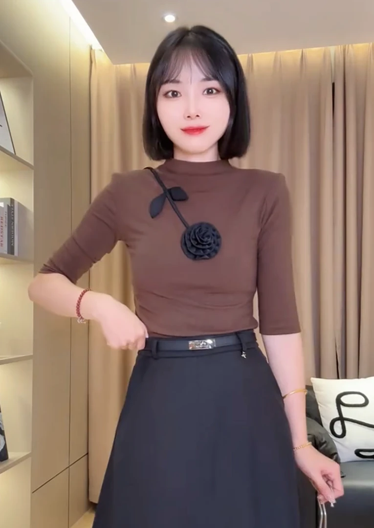 欧货2025秋季新时尚复古国风立体花朵立领修身显瘦半袖T恤打底衫