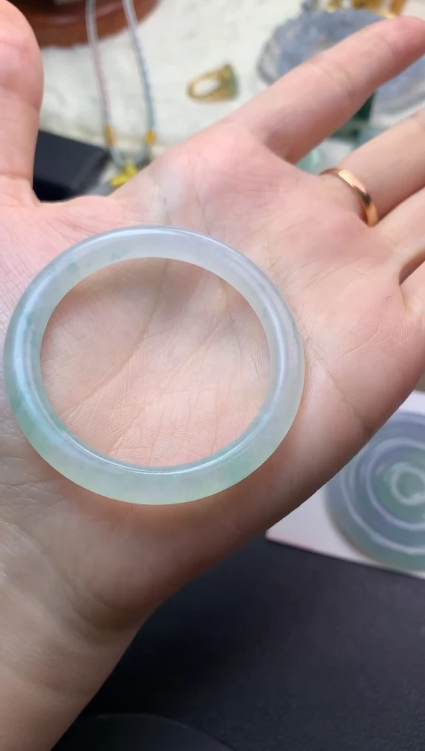 未镶嵌定制翡翠毛货