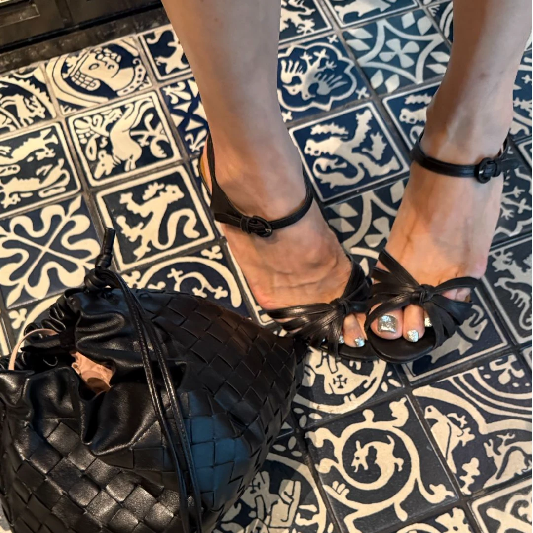 COCOLINDA | 油蜡皮露趾头老钱一字带凉鞋8cm高跟鞋X5007