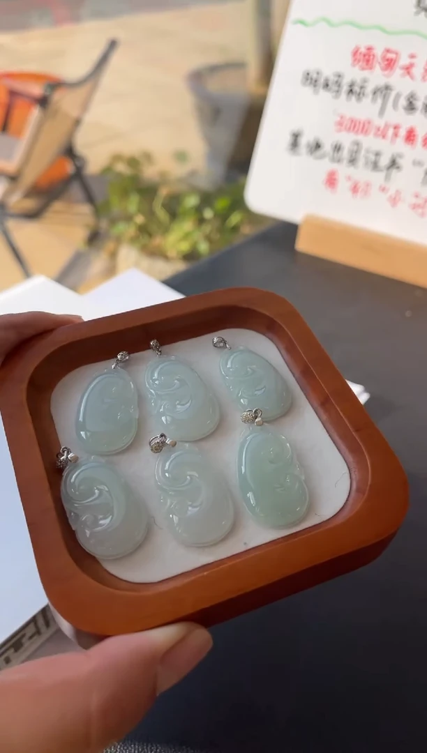 翡翠挂件银S925镶嵌如意多样性发1