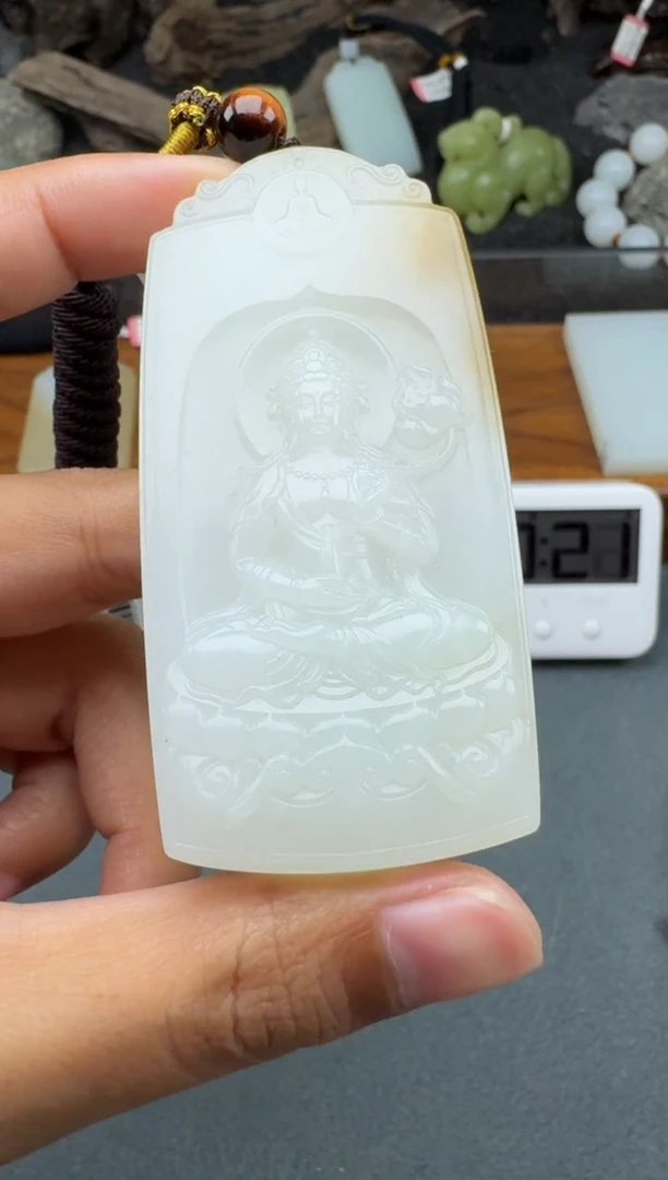 颈饰未镶嵌和田玉1