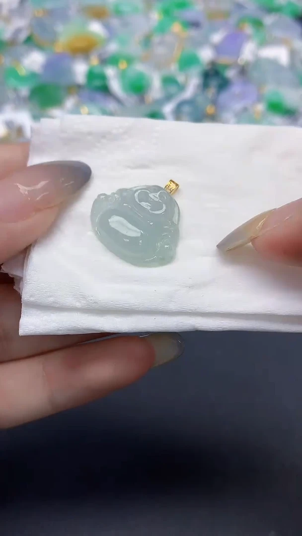 翡翠未镶嵌颈饰天然缅甸a货翡翠