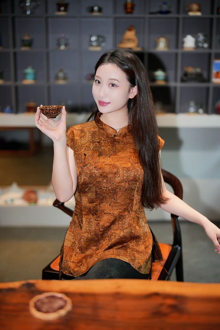 蓝大【龢笙】新中式桑蚕丝短袖7937