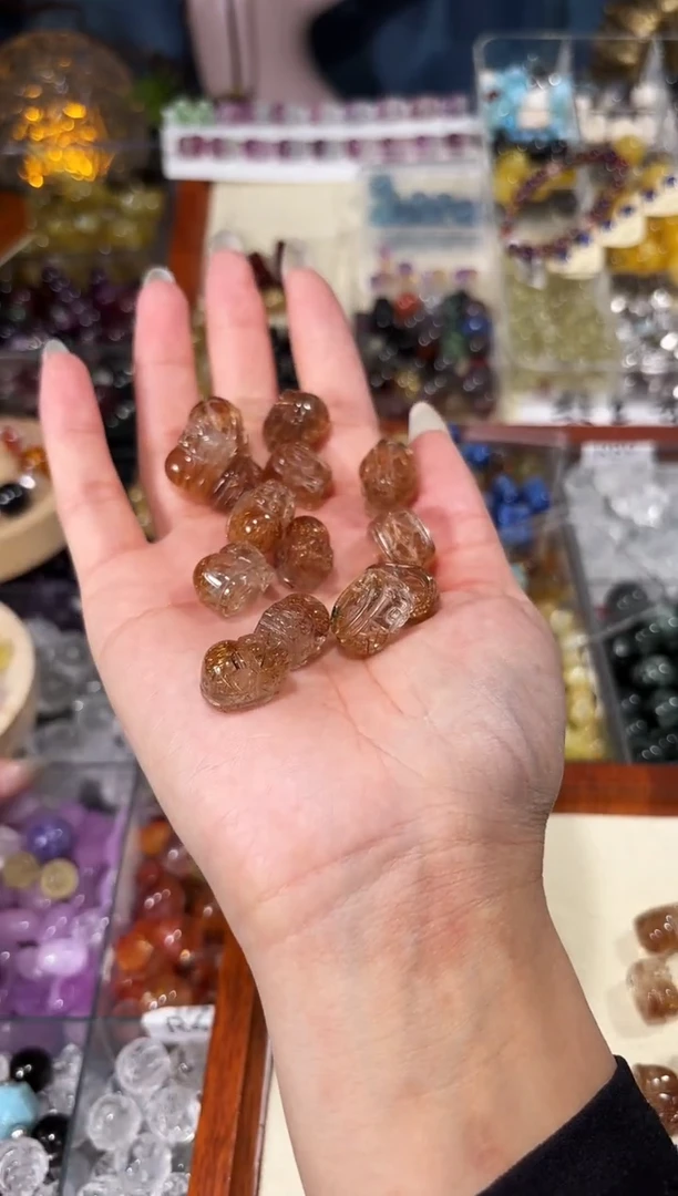 【闪购商品】水晶手串未镶嵌铜发晶貔貅一个宽卡约10-11