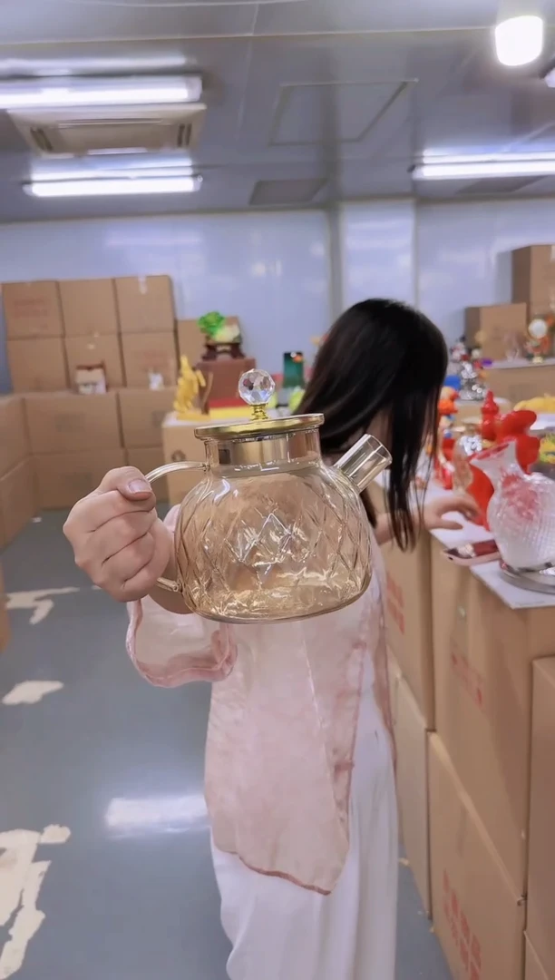 藤微瑕品，不要因为便宜去拍   水壶