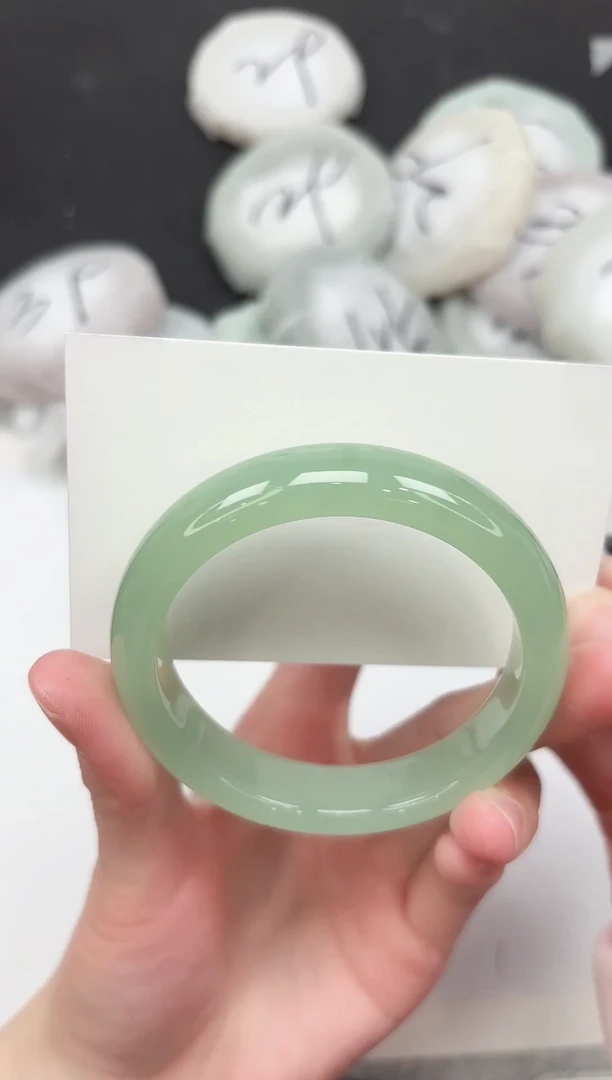 东凌女款手镯261-56.9