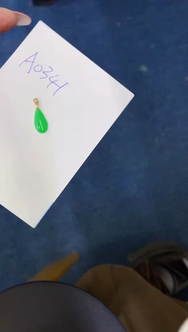 【闪购商品】翡翠颈饰18K金镶嵌0000000000000