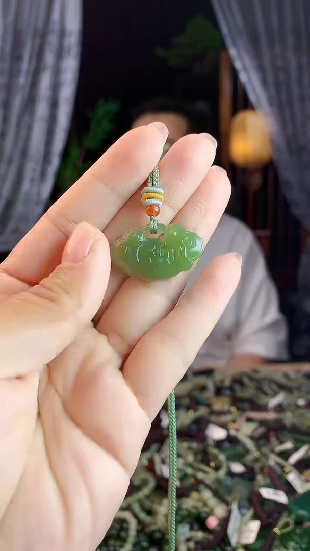 和田玉未镶嵌挂件多样性发货拍一发一