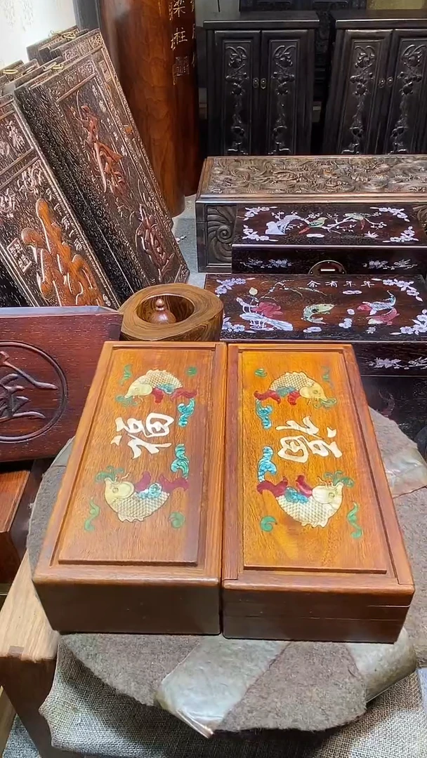 木木雕款大****师盒子一对