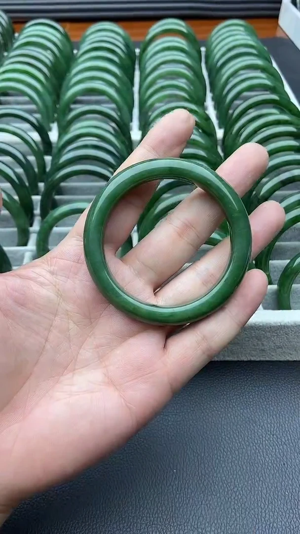 未镶嵌手镯和田玉（碧玉）06-55.5