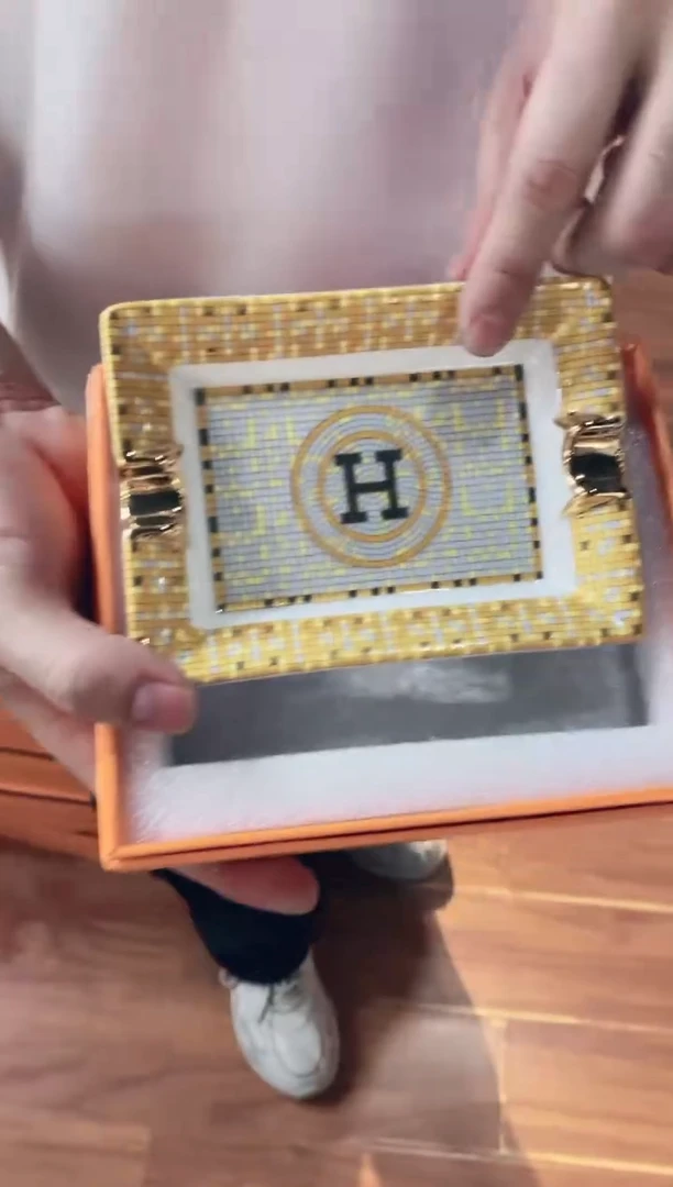 【闪购商品】杯鸿辉家品牌瓷器，京东包邮！