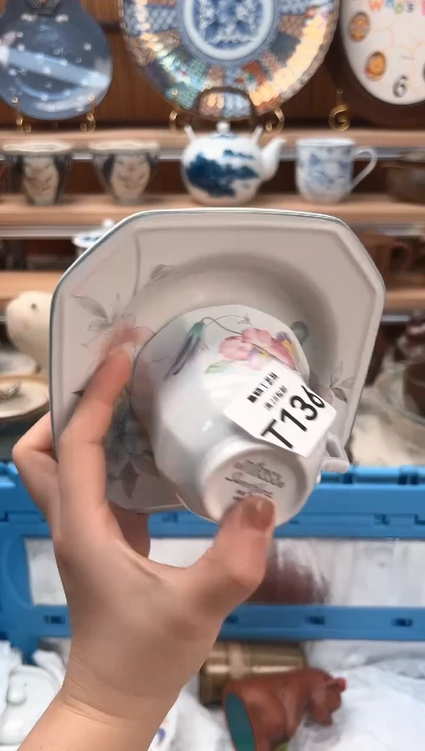 瓷片爱**油136T 杯子盘子 碗