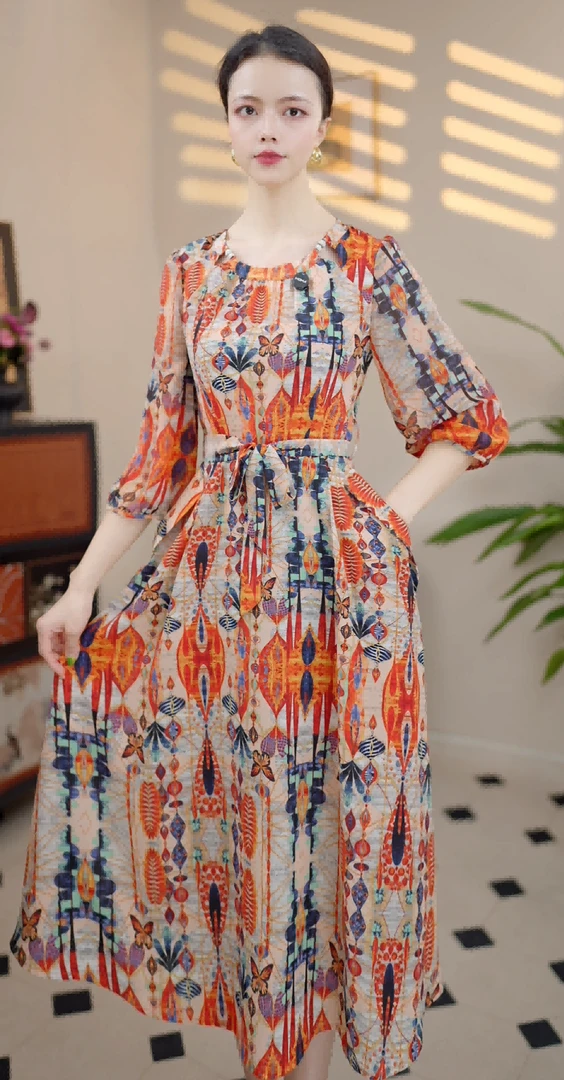 【杭州西湖专柜】高端气质度假风连衣裙女新款修身显瘦中长款裙子