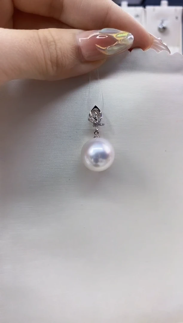 吊坠(不含链)18K金镶嵌海水珍珠14-15澳白吊坠