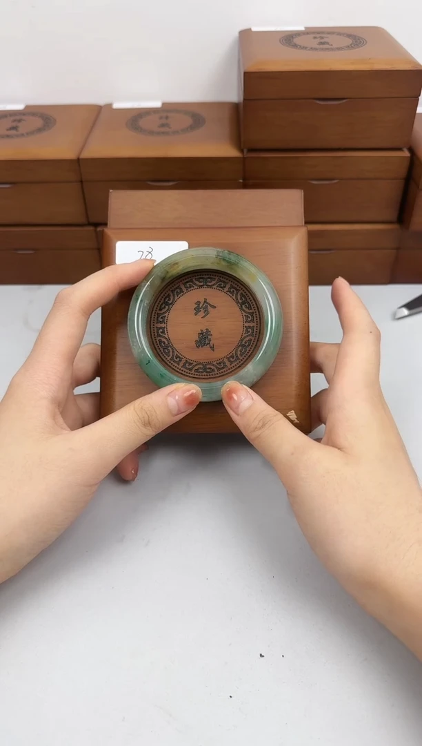 未镶嵌手链石英质玉（非洲翠）59.8