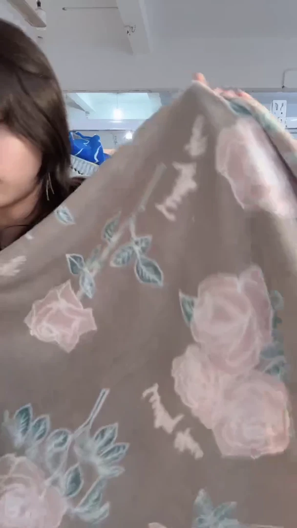 法兰绒001                  1.3*1.8瑕疵