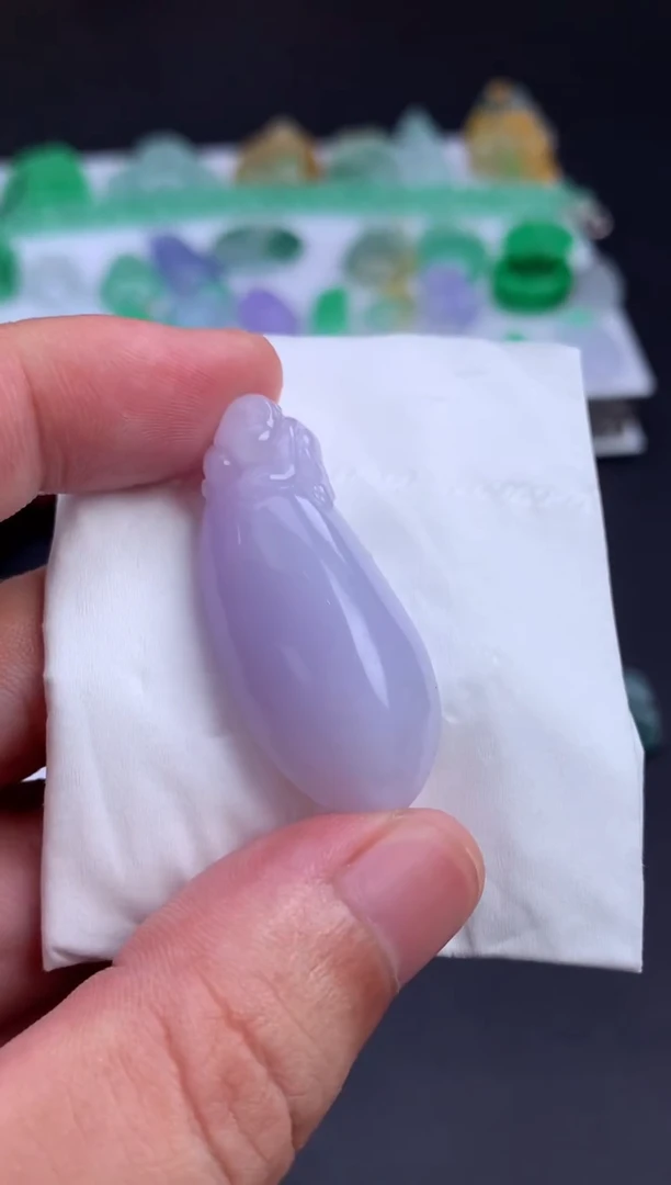 未镶嵌定制翡翠真**待翡翠