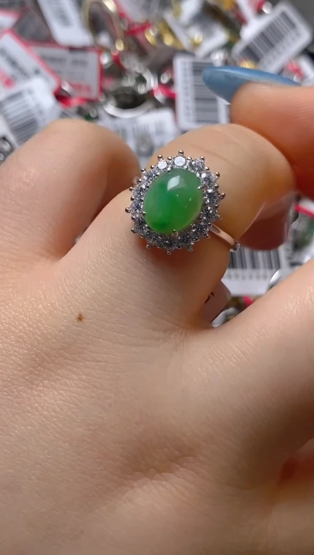 银S925镶嵌戒指翡翠百内无证书