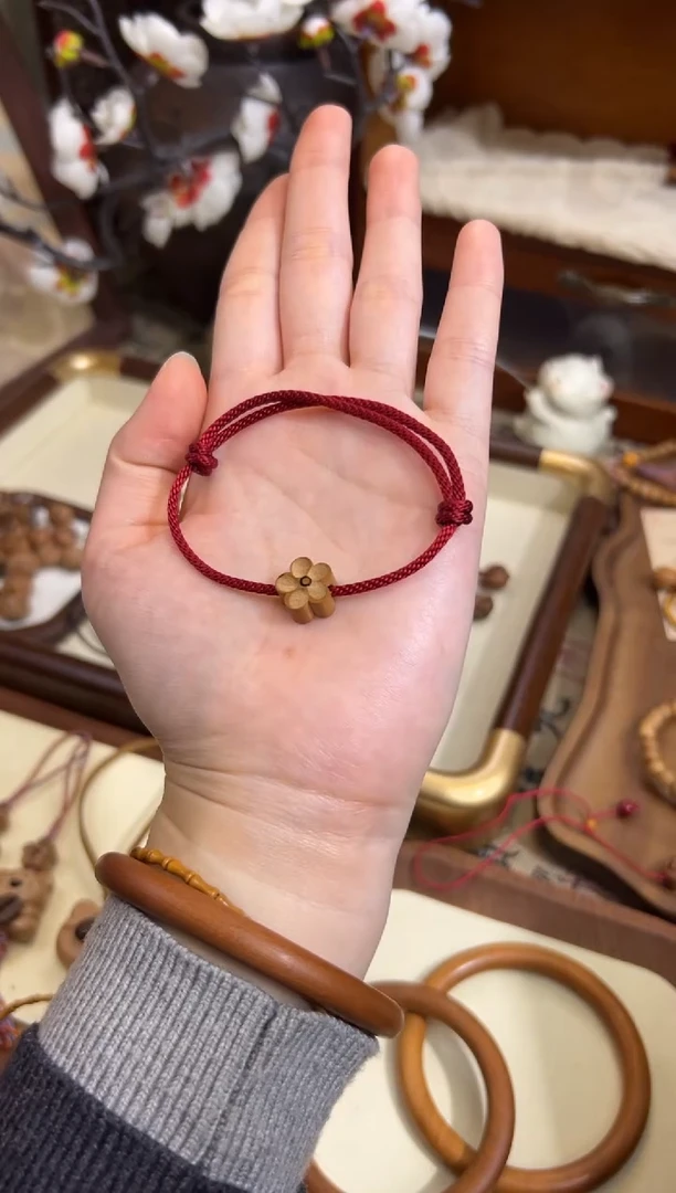手串桃核【桃缘行】红绳「小花」桃木桃核辟、挡、驱、护 红绳可调节
