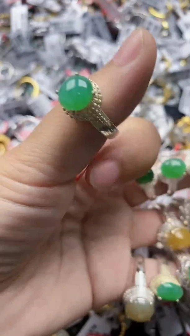 翡翠戒指未镶嵌5555---34