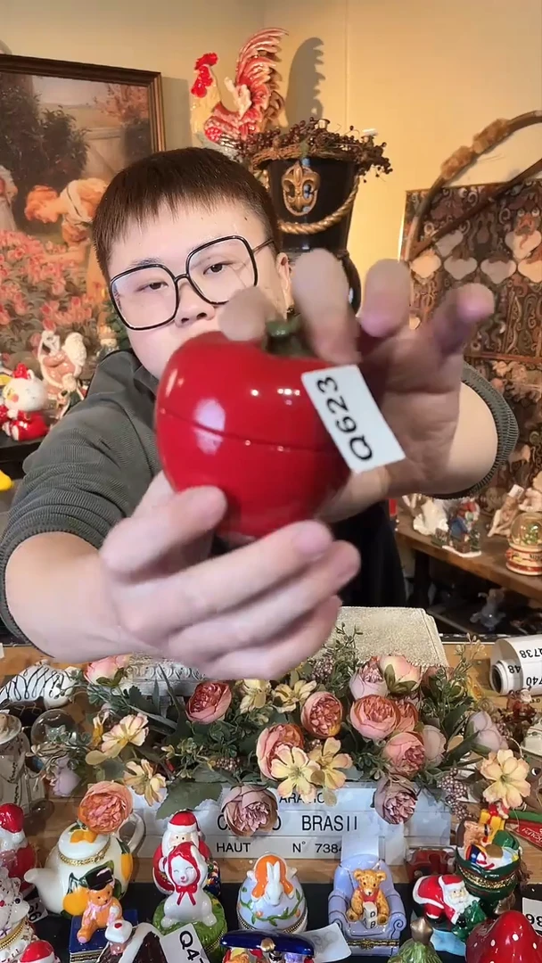 【闪购商品】默认微瑕高端树脂陶瓷摆件Q