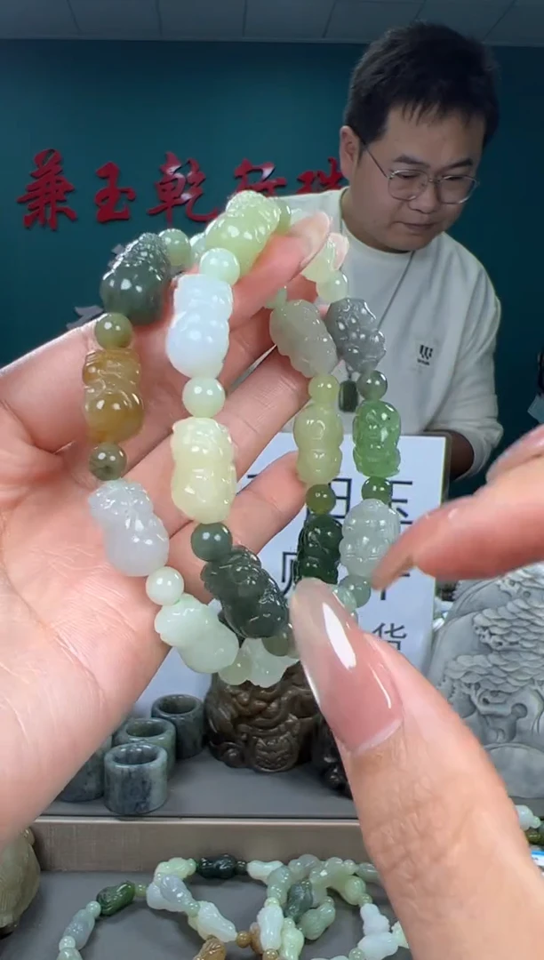 颈饰未镶嵌和田玉和田玉多样性发货拍一发一