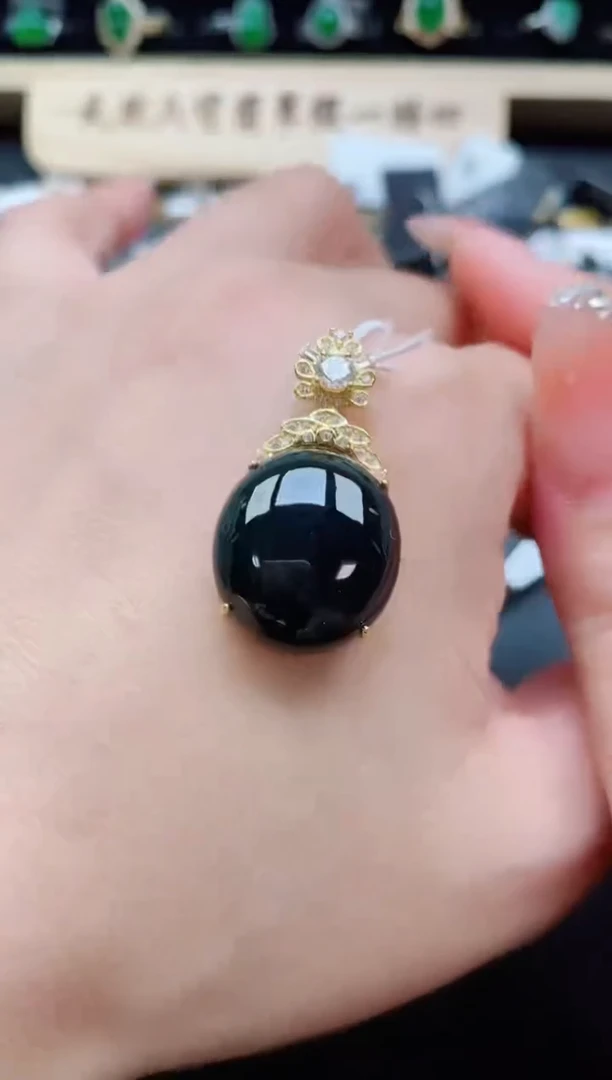 吊坠(赠链)银S925镶嵌翡翠1