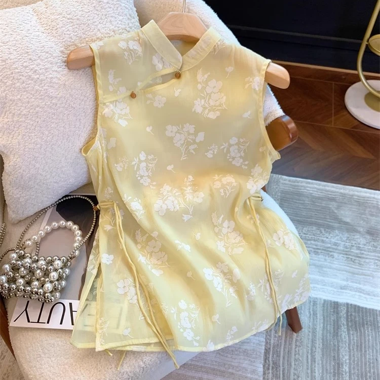 固质2025年夏季潮流简约新中式国风盘扣黄色无袖立领时尚上衣女