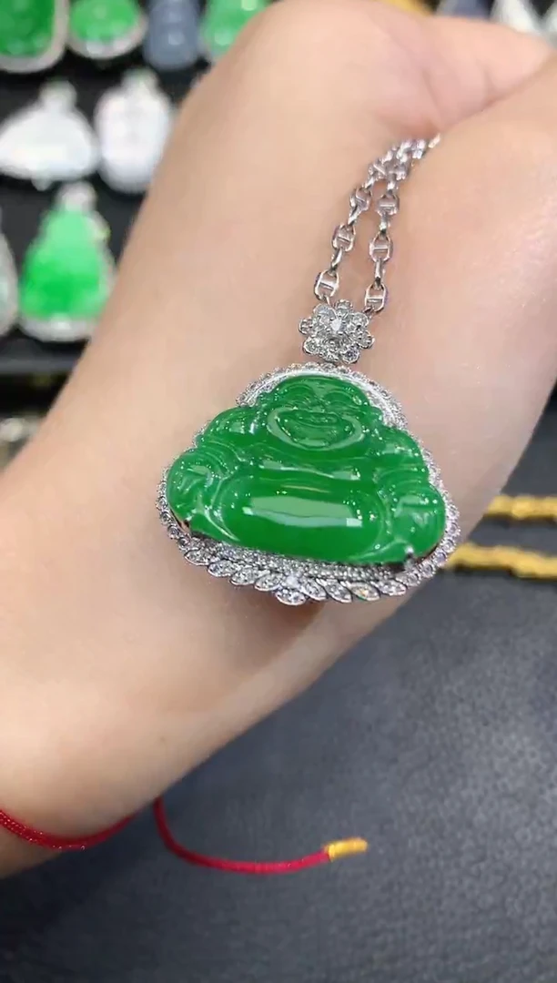 吊坠(不含链)18K金镶嵌翡翠C82