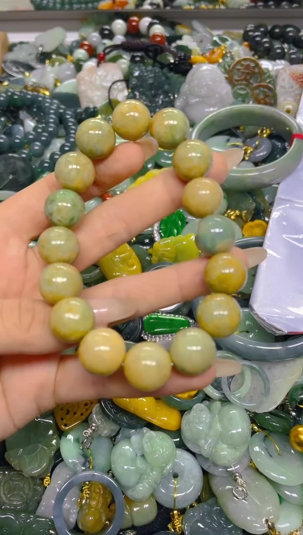 颈饰未镶嵌翡翠13MM/ G /翡翠A货，一件也是批发价