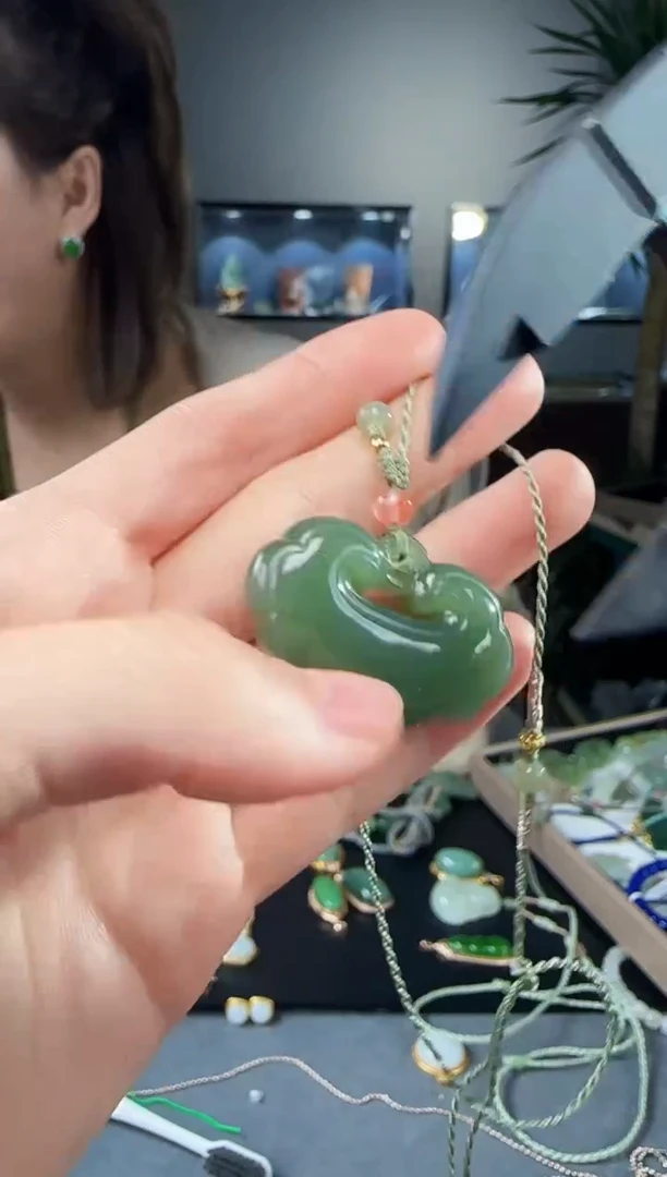【闪购商品】和田玉吊坠(不含链)未镶嵌1