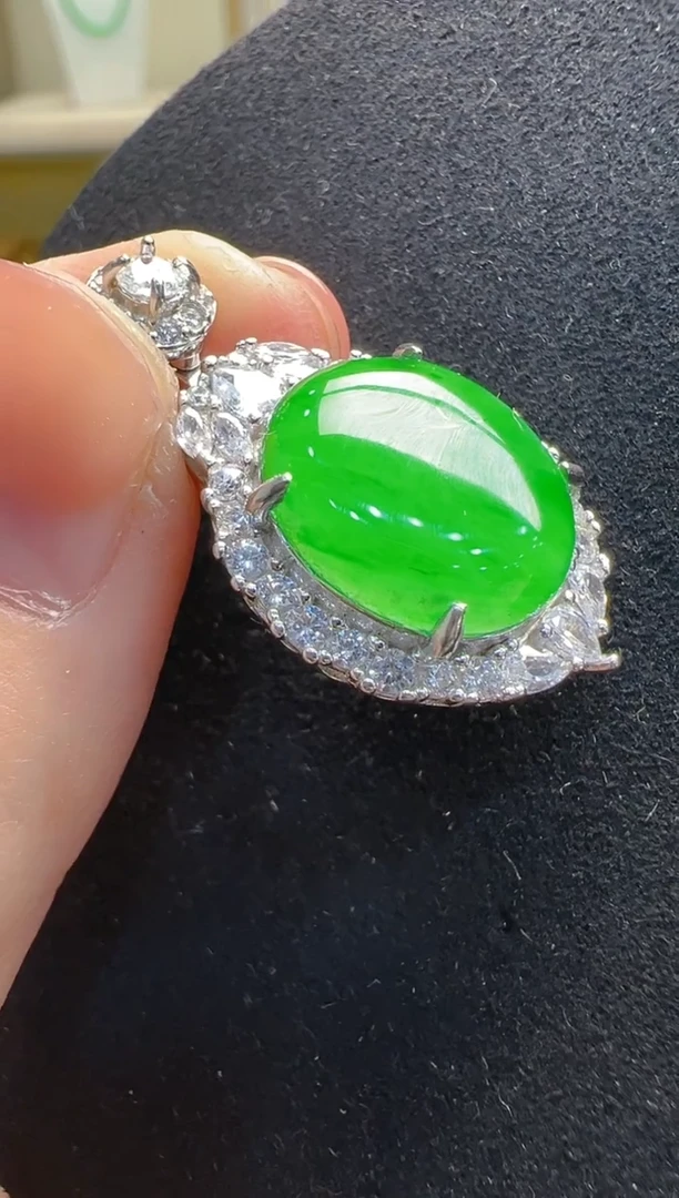 【闪购商品】翡翠吊坠(不含链)银S925镶嵌多样性发货拍一发一